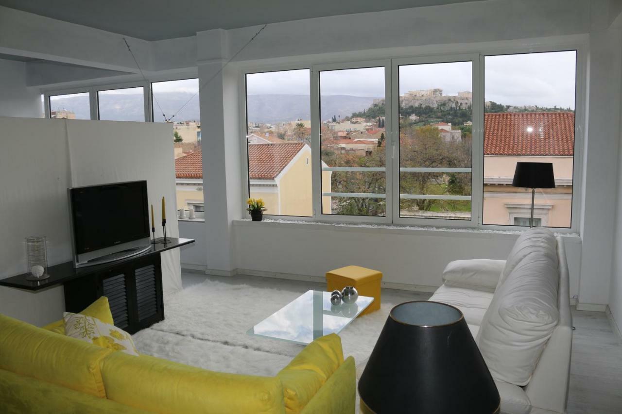 Red Grey Loft Apartment Athena Bagian luar foto