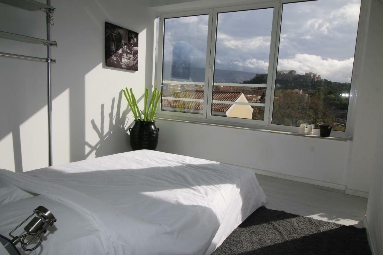 Red Grey Loft Apartment Athena Bagian luar foto